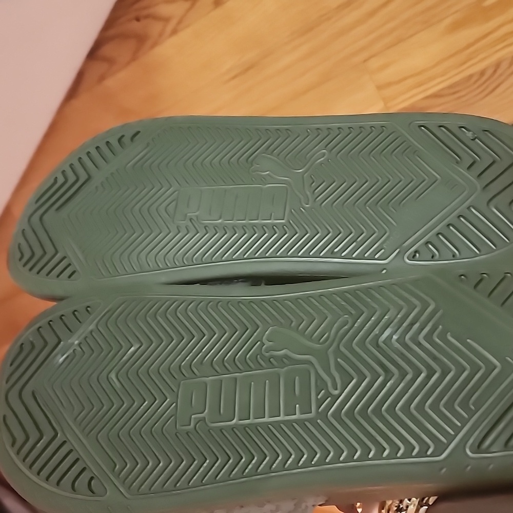 Puma Slide Sandals - Picture 4 of 8